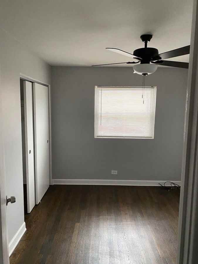 8706 S Troy Ave #2D - Photo 6 of 10