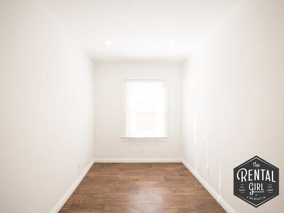 40 Rose Ave #6 - Photo 5 of 18