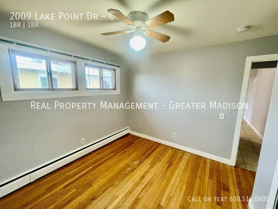 2009 Lake Point Dr #C - Photo 7 of 9
