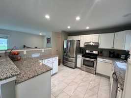 featured image of 420 Walnut St