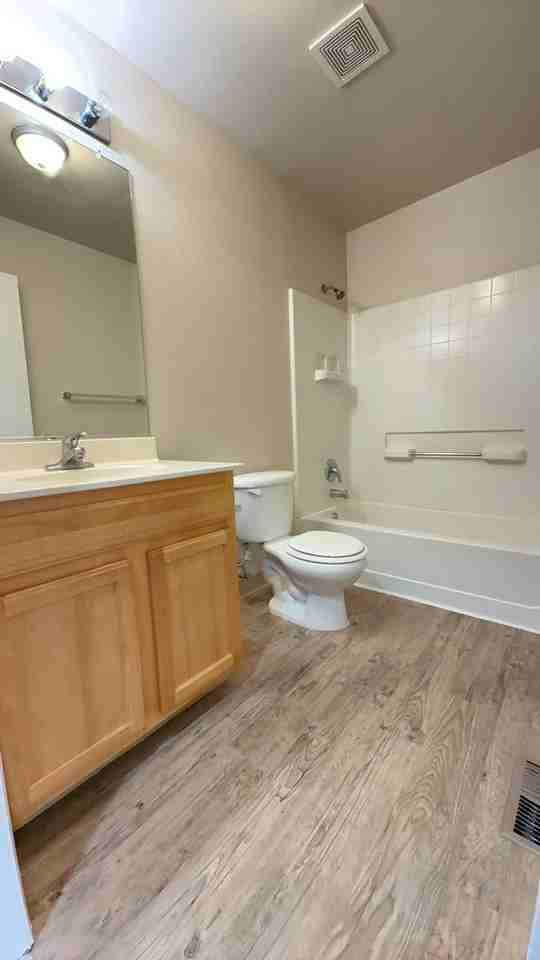 3703 Compass Pointe Ave - Photo 4 of 12