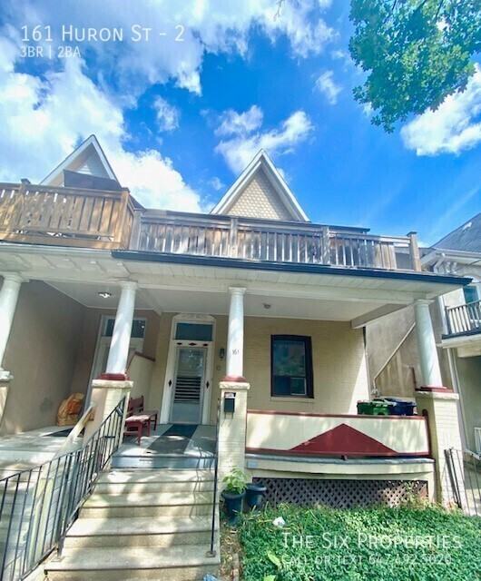 161 Huron St #2