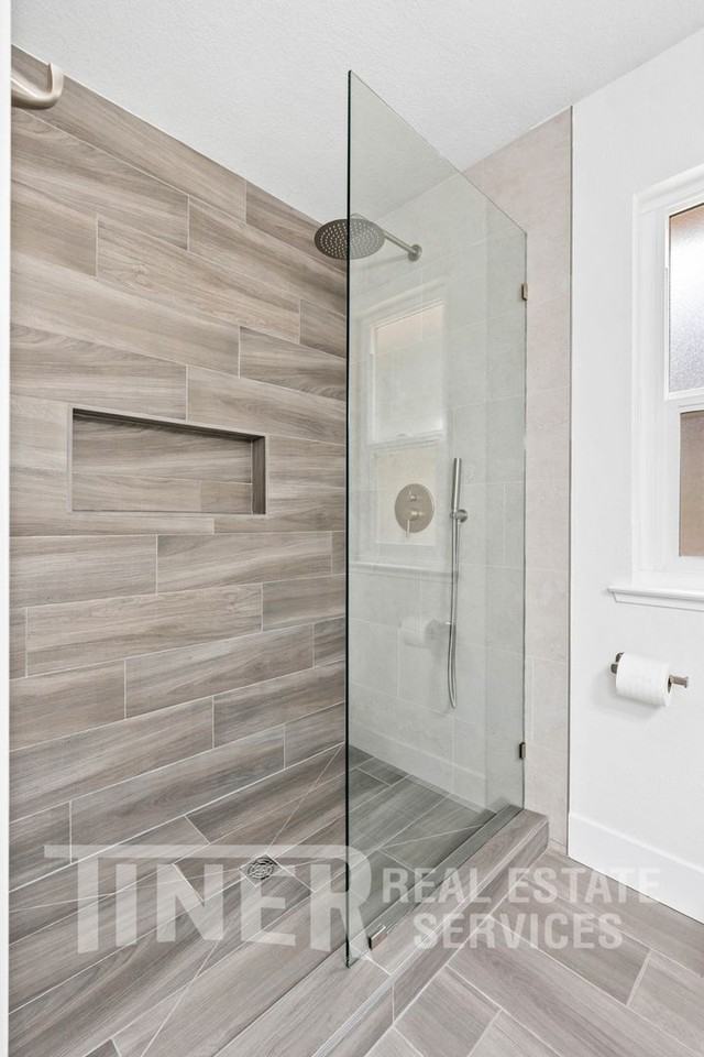 3421 Cobblestone Dr - Photo 3 of 4