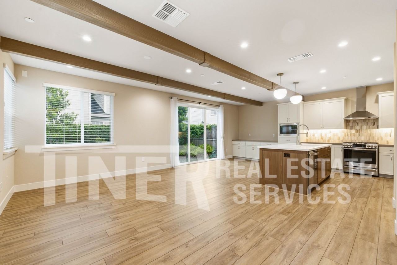 8931 Fair Oaks Blvd - Photo 3 of 29