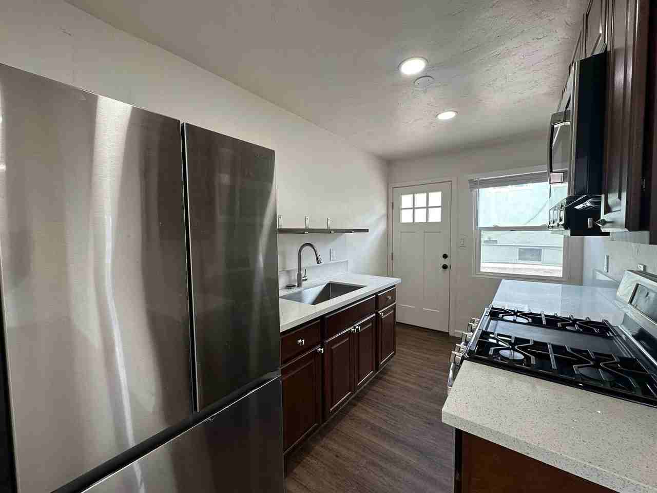1849 Edgemont St - Photo 5 of 14