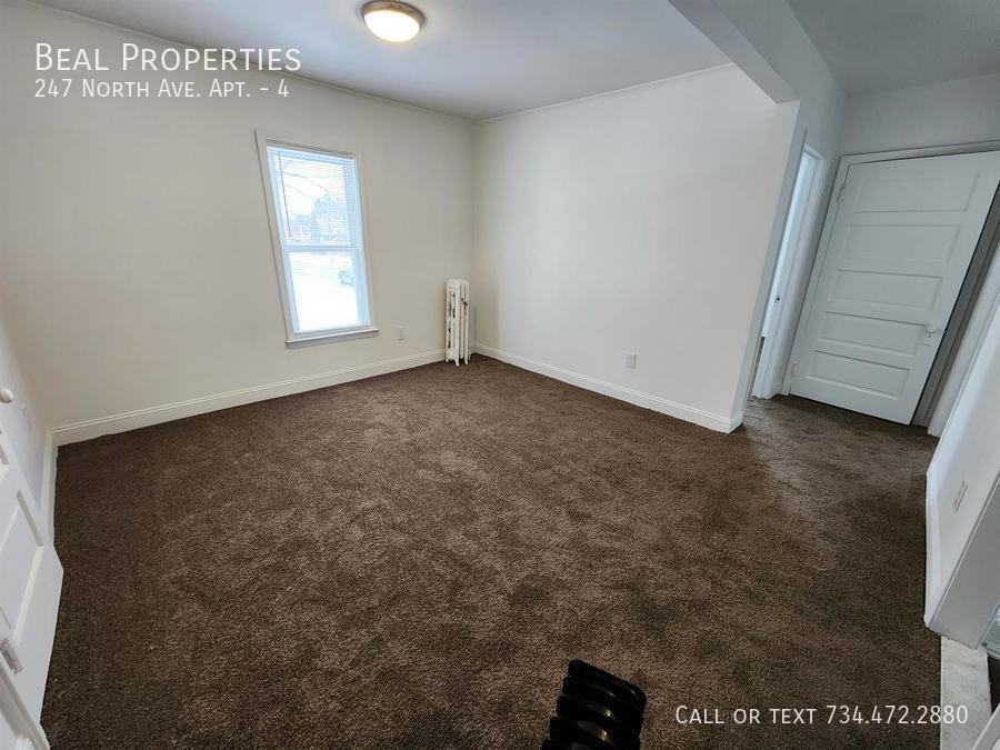 247 247 North Ave. Apt. #4 - Photo 2 of 10
