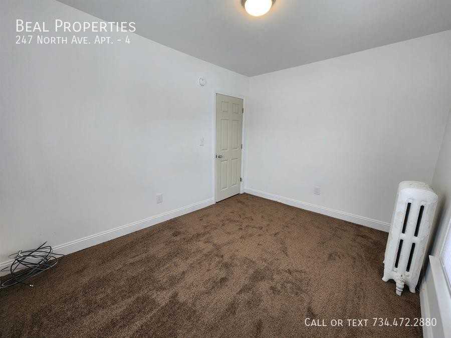 247 247 North Ave. Apt. #4 - Photo 6 of 10