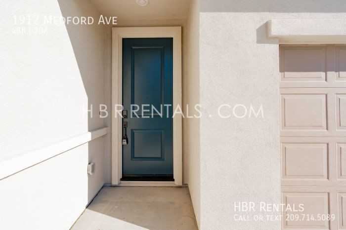 1912 Medford Ave - Photo 3 of 38