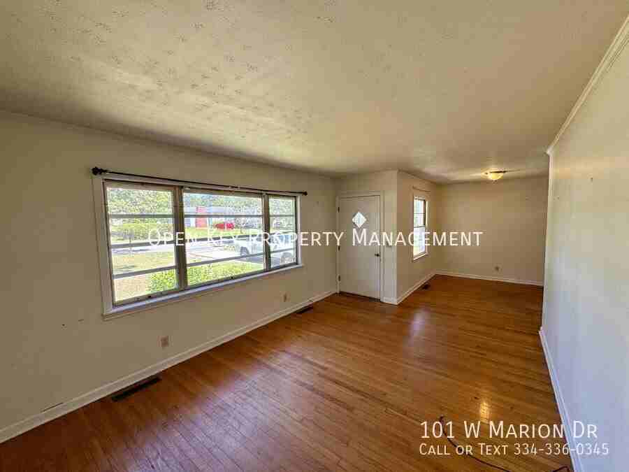 101 W Marion Dr - Photo 3 of 17