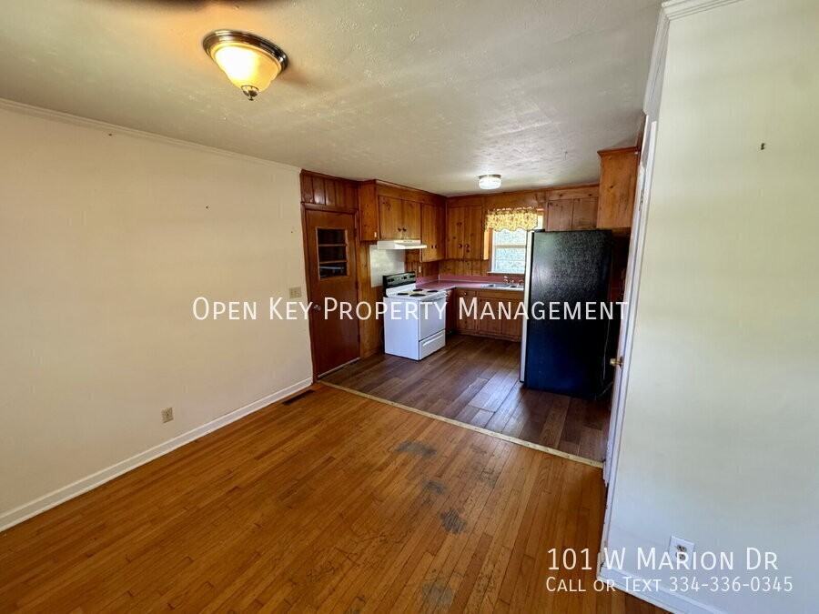 101 W Marion Dr - Photo 4 of 17