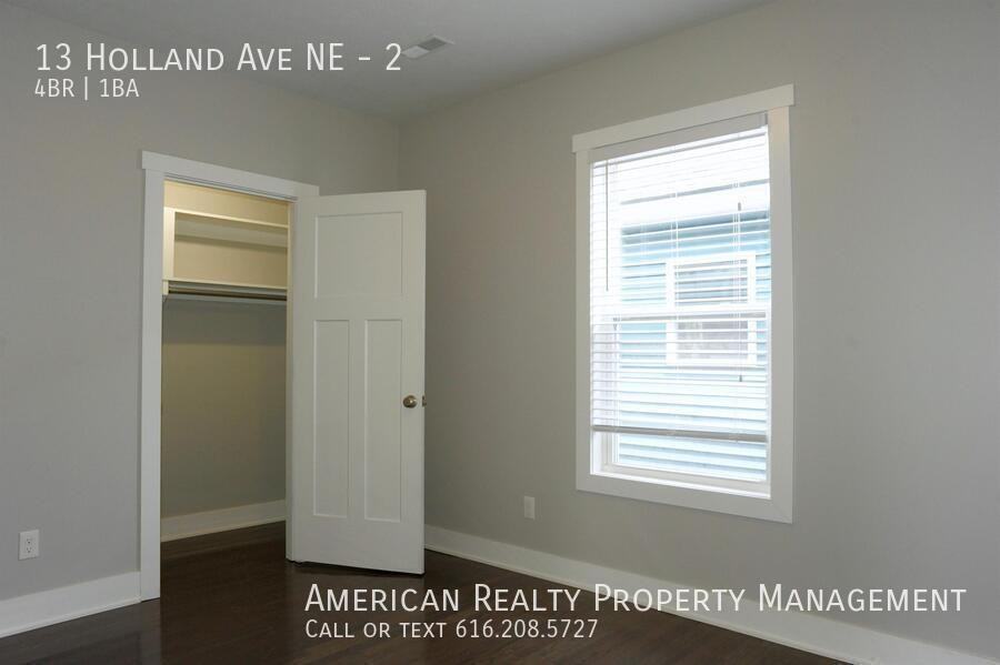 13 Holland Ave Ne #2 - Photo 6 of 11