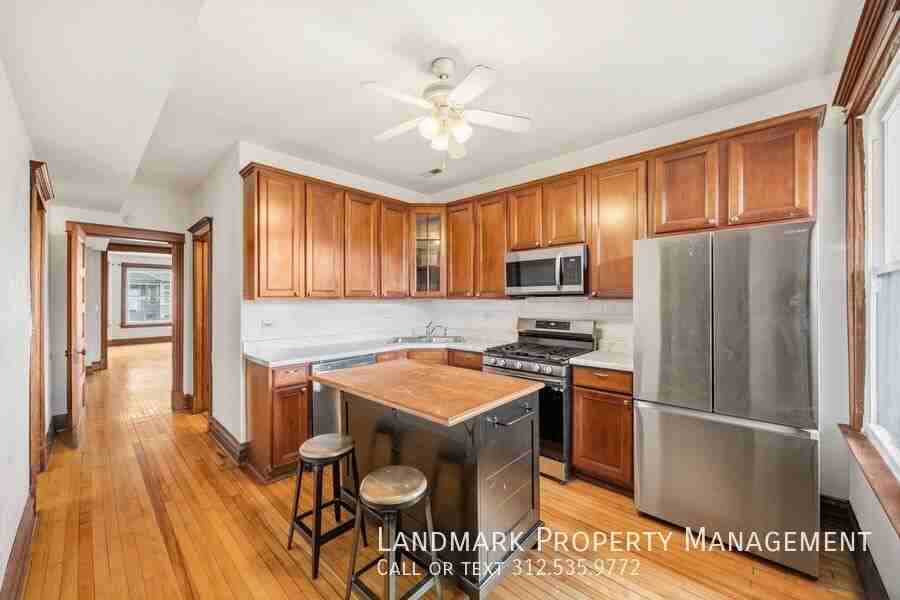 2528 N Monticello Ave #1 - Photo 2 of 26
