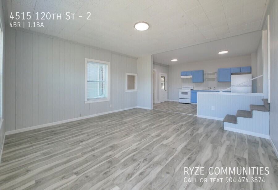 4515 120th St #2 - Photo 3 of 18