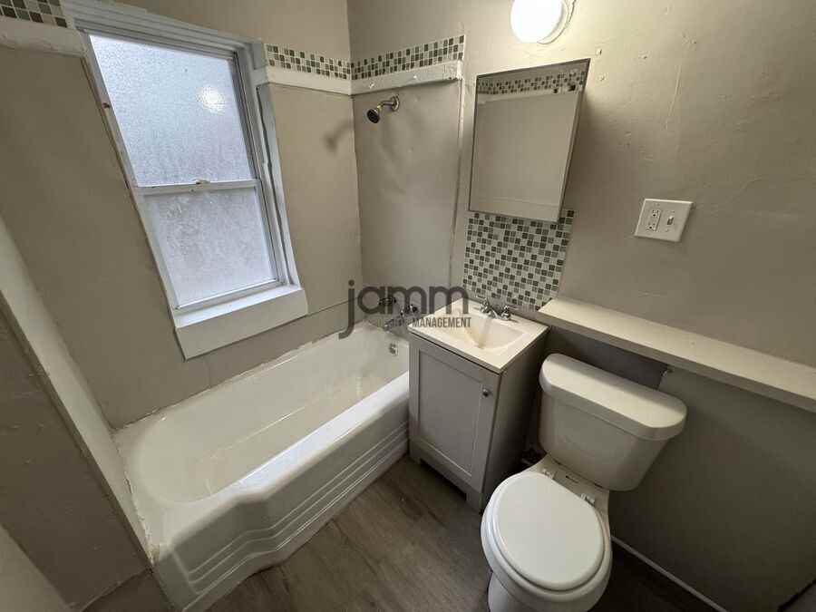 3438 Bosworth Rd - 3438 Bosworth Rd #7 - Photo 5 of 10