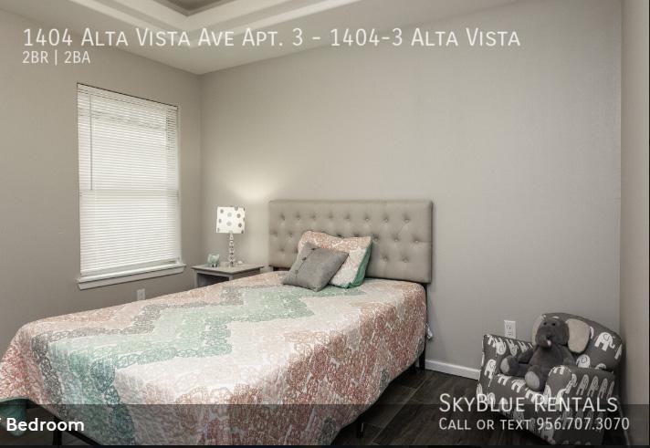 1404 Alta Vista Dr Apt 3 - Photo 2 of 4