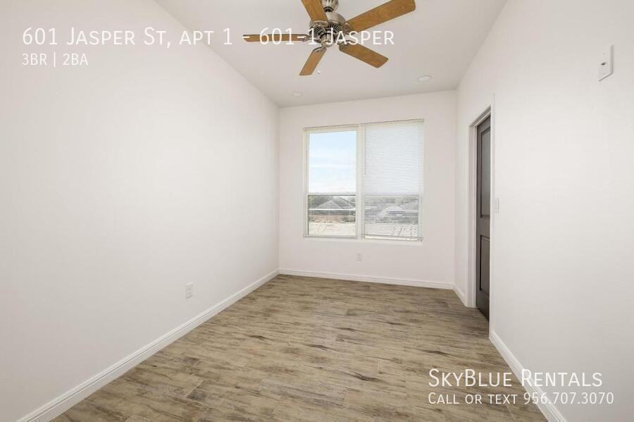 601 Jasper St - Photo 7 of 14