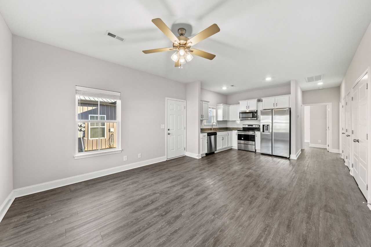 Bainbridge Drive - Photo 6 of 50