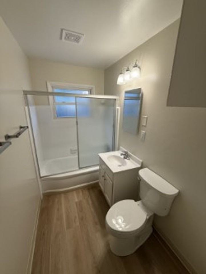 450 N Fair Oaks Ave - Photo 6 of 12