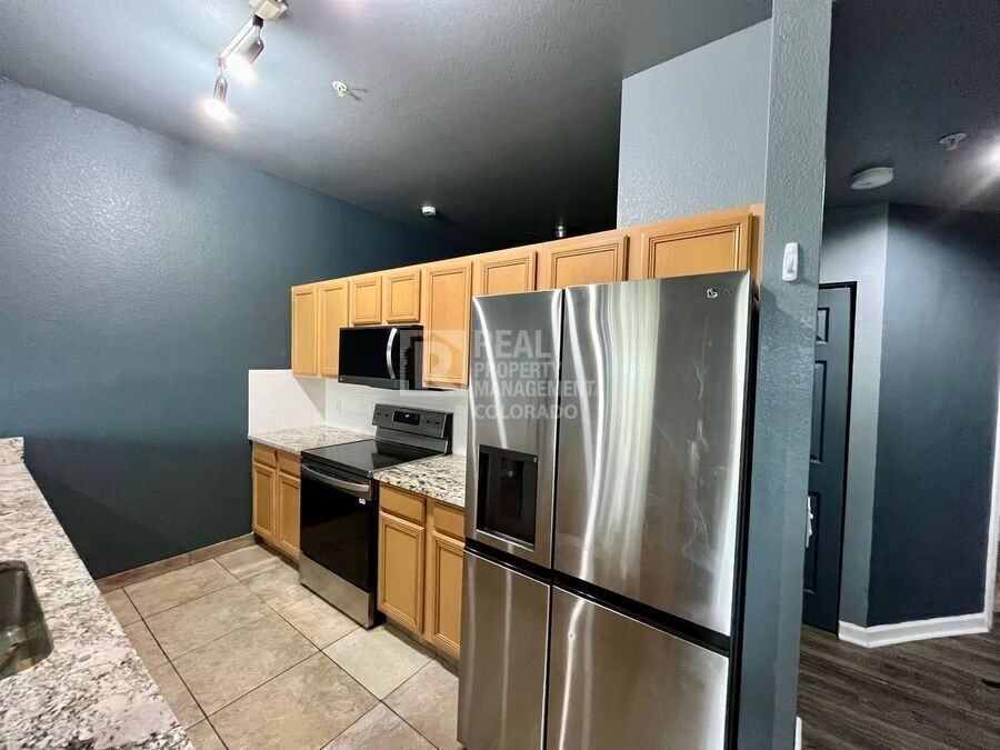 15475 Andrews Dr #305 - Photo 2 of 11