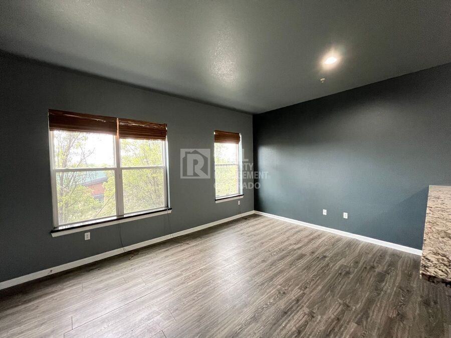 15475 Andrews Dr #305 - Photo 3 of 11