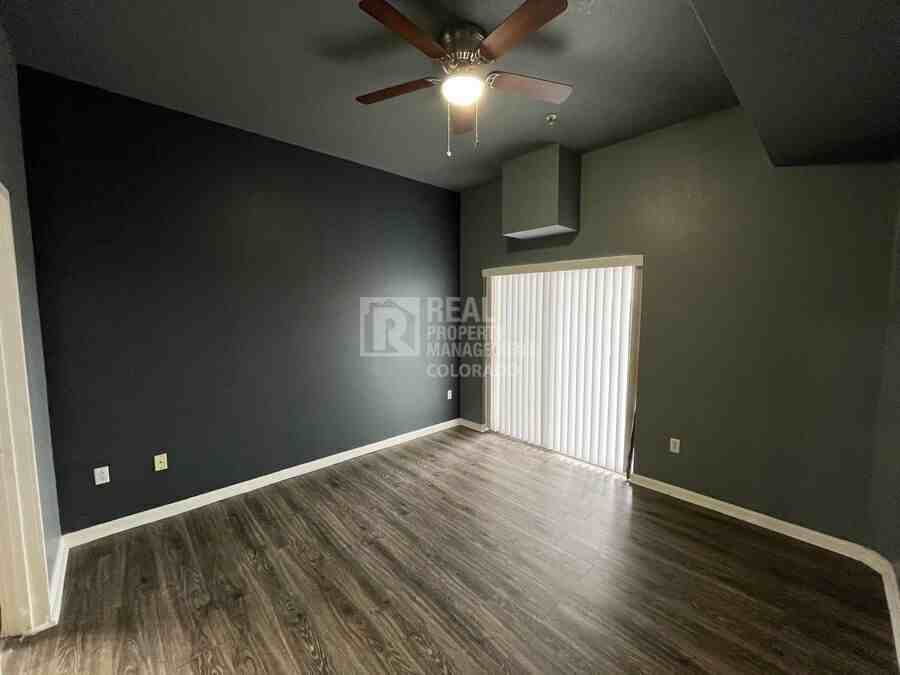15475 Andrews Dr #305 - Photo 4 of 11