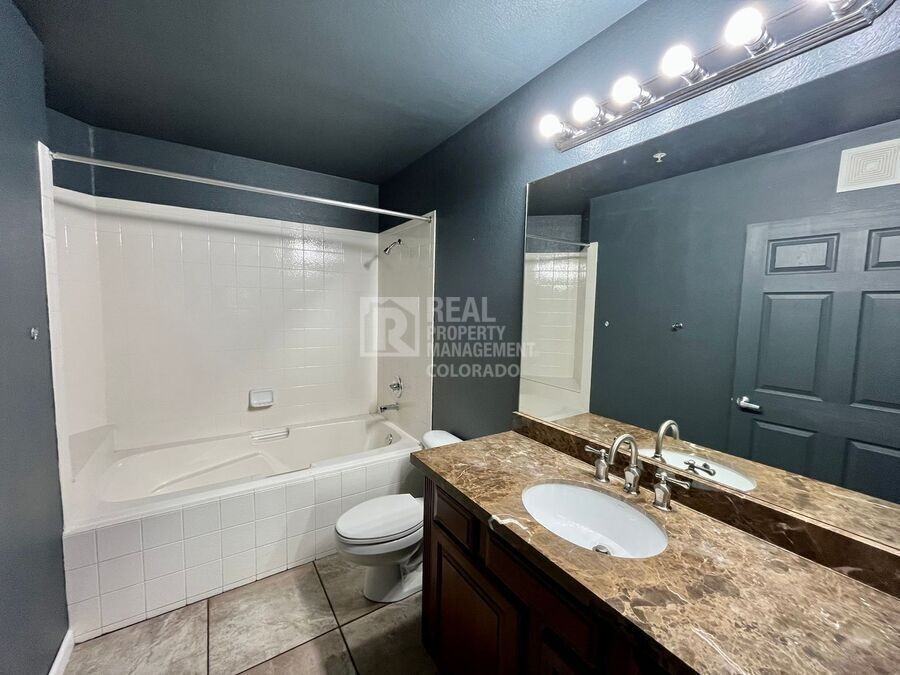 15475 Andrews Dr #305 - Photo 5 of 11
