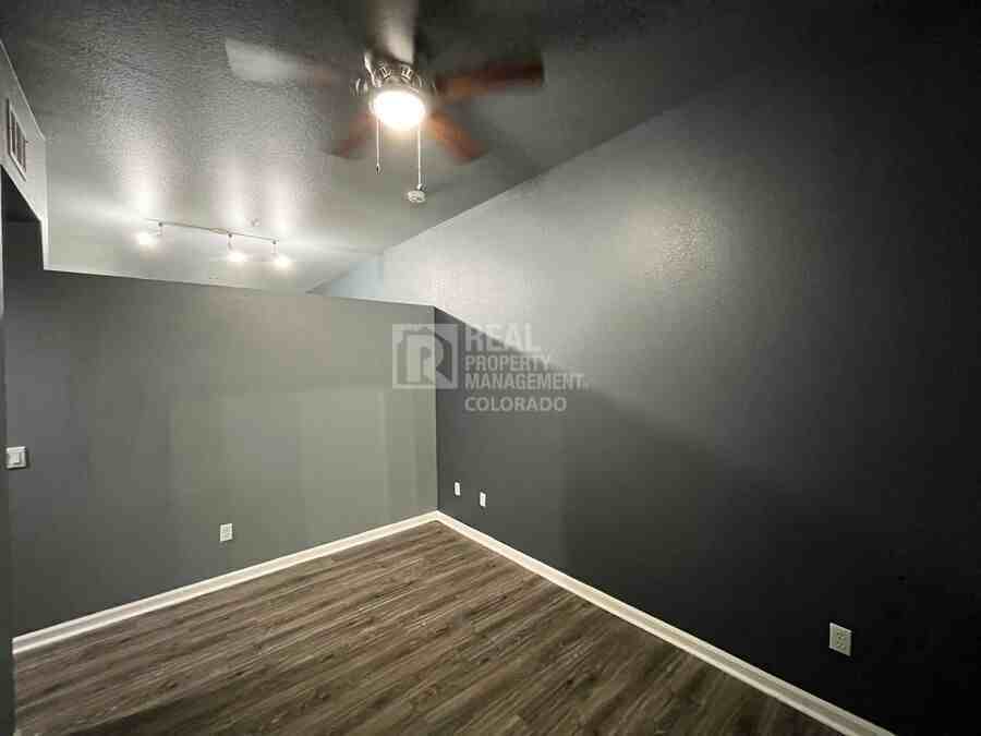 15475 Andrews Dr #305 - Photo 6 of 11