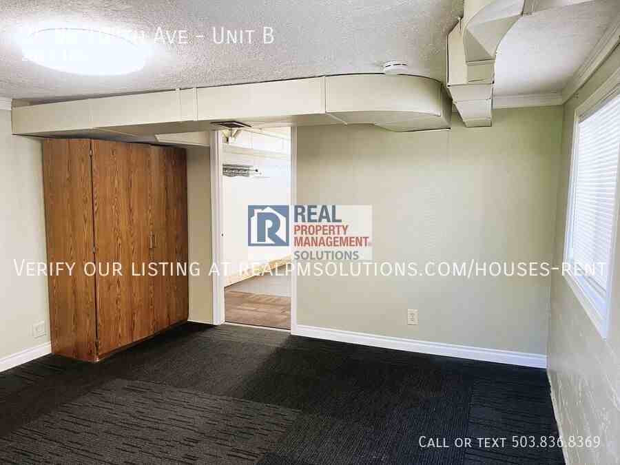 26 Ne 108th Ave #B - Photo 4 of 32