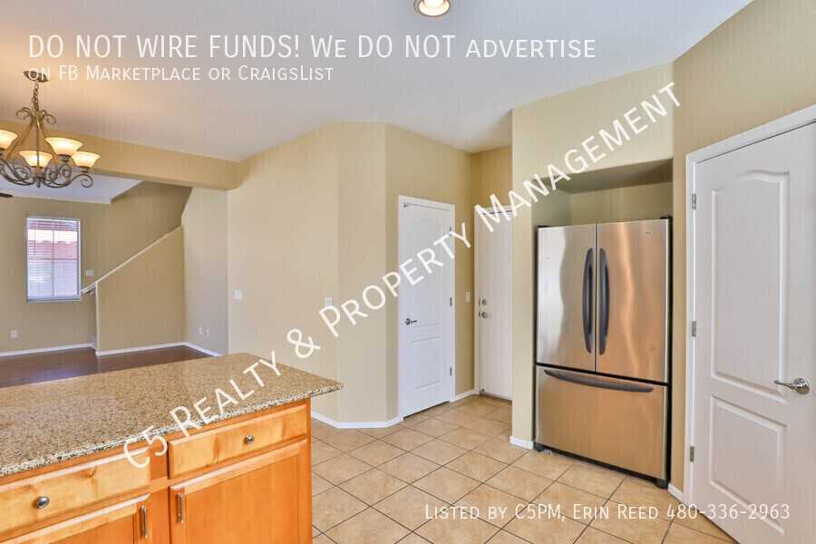 3868 E Palmer St - Photo 5 of 16