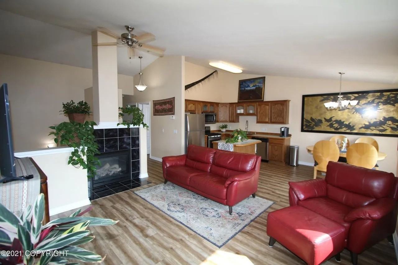 3364 Kendall Loop - Photo 3 of 17