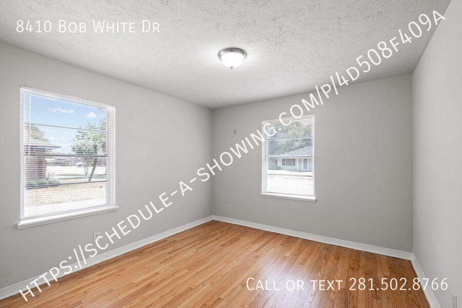 8410 Bob White Dr - Photo 3 of 12