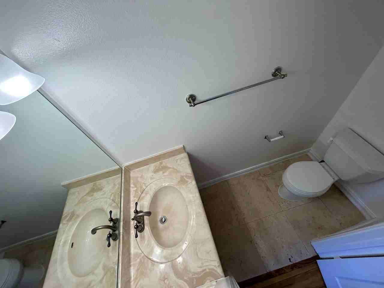 309 S Mollison Ave #4 - Photo 5 of 18