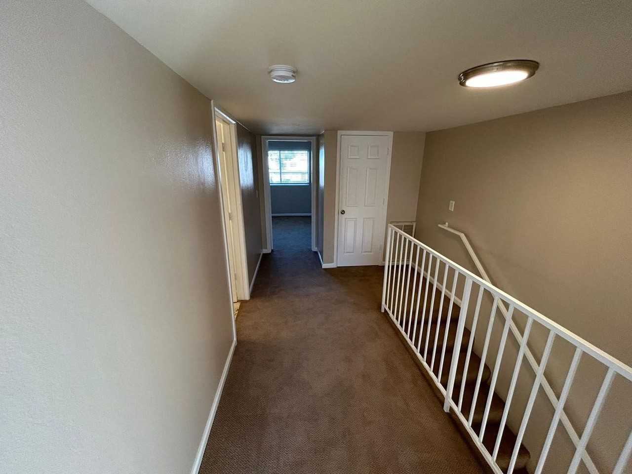 309 S Mollison Ave #4 - Photo 7 of 18