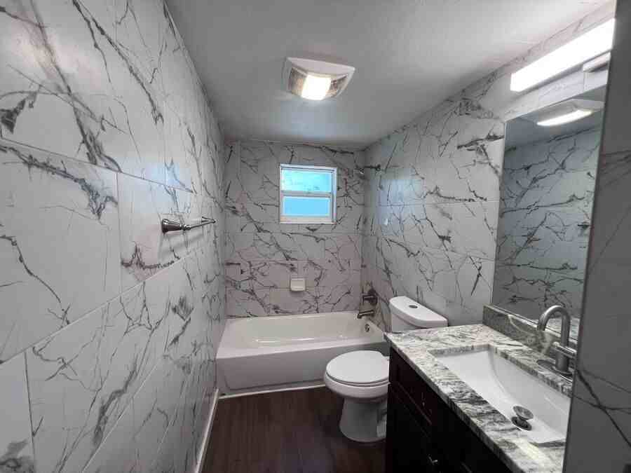 9314 Eastfield Rd #B - Photo 6 of 6