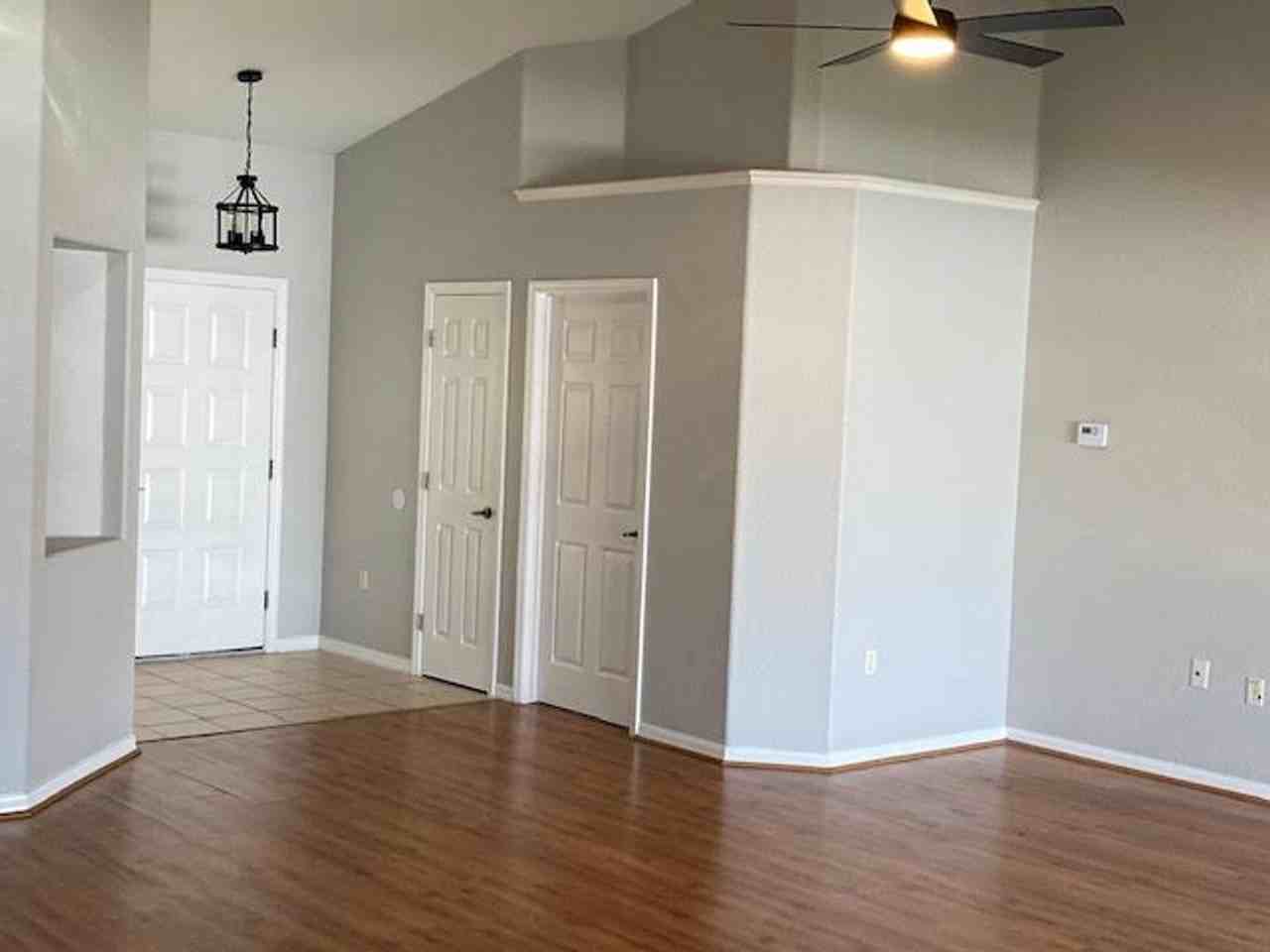 8427 Sw 136th St - Photo 3 of 20