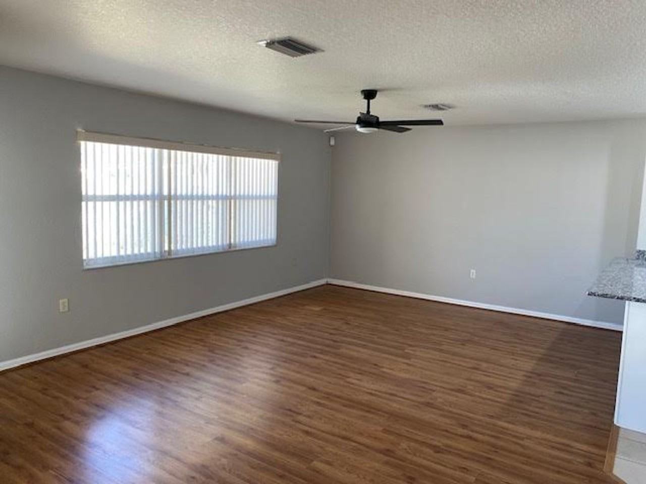 8427 Sw 136th St - Photo 5 of 20