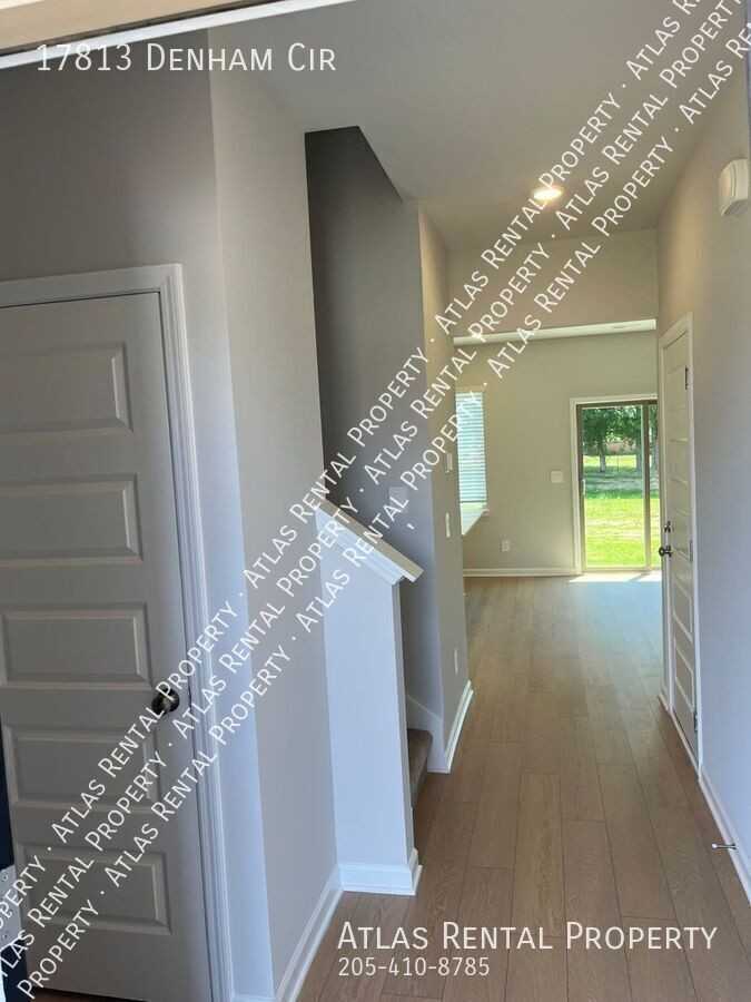 17813 Denham Cir - Photo 3 of 12