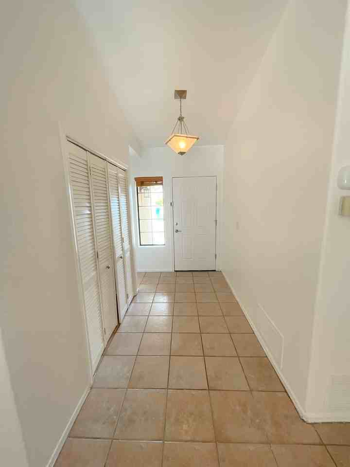 7816 E Starbright Ct - Photo 5 of 36