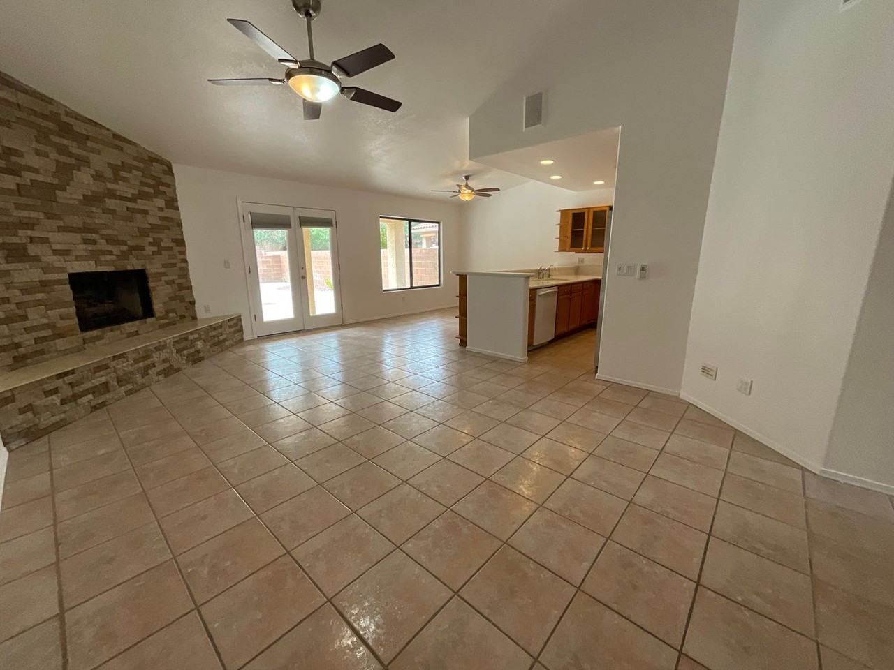 7816 E Starbright Ct - Photo 6 of 36
