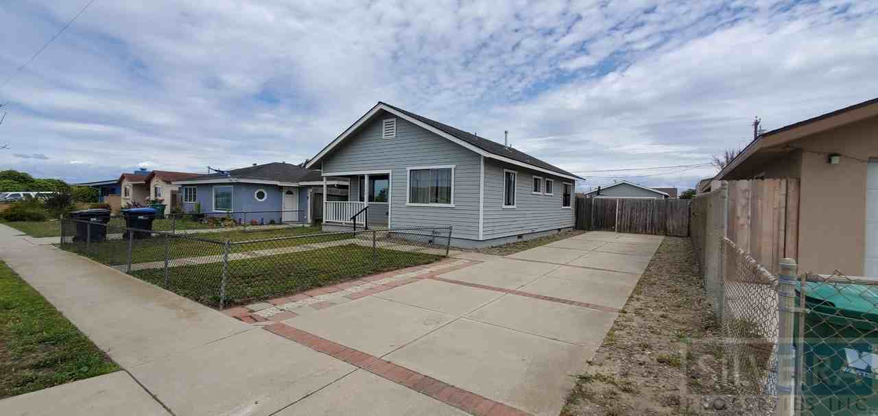 540 Tognazzini Ave - Photo 2 of 50