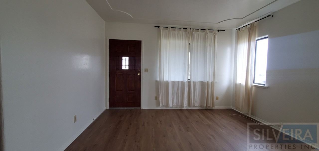 540 Tognazzini Ave - Photo 7 of 50