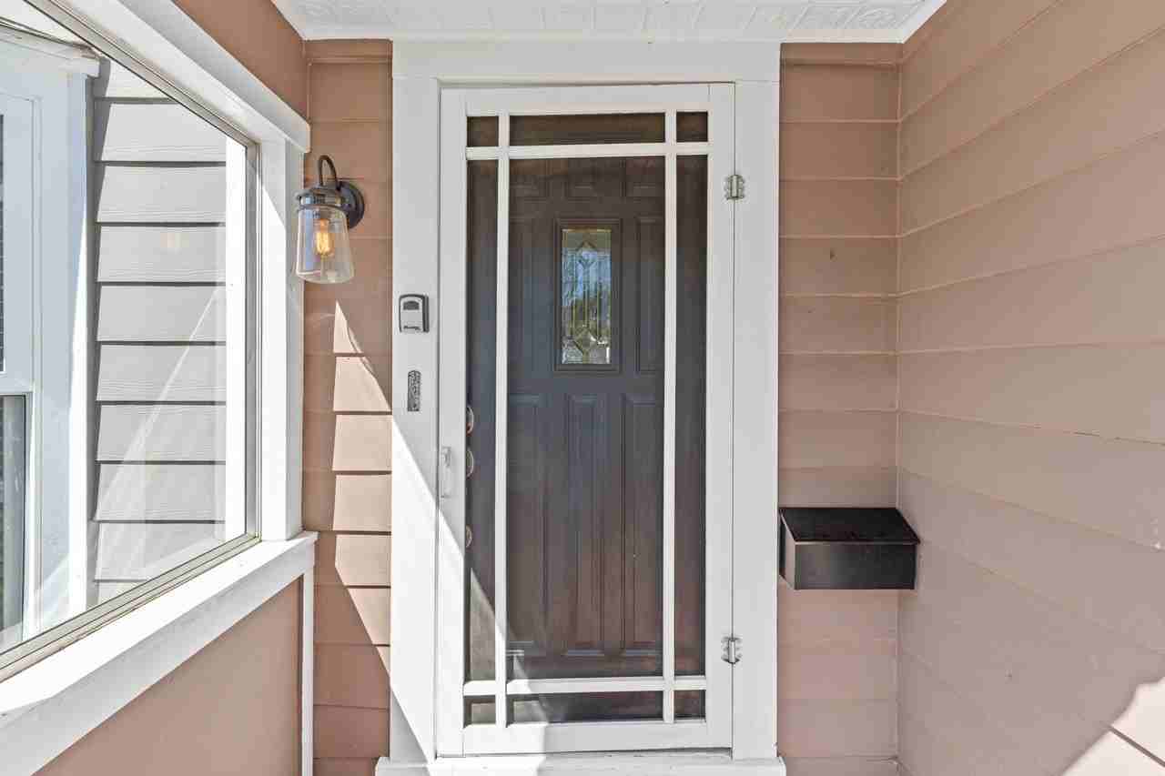 125 S Seymour St - Photo 2 of 50