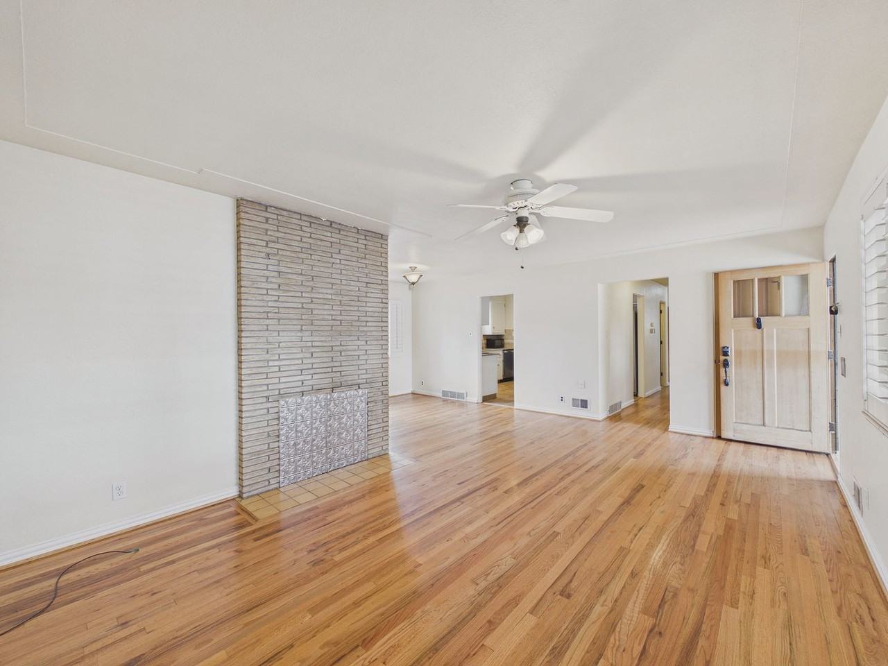 1695 E Cornell Ave - Photo 5 of 24