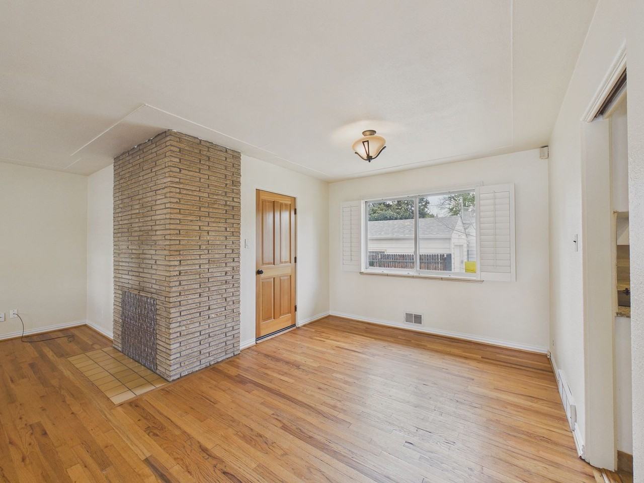 1695 E Cornell Ave - Photo 7 of 24