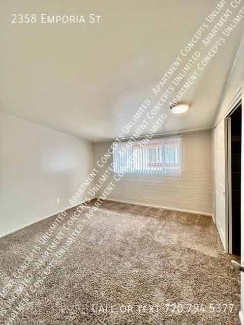 2358 Emporia St - Photo 7 of 8