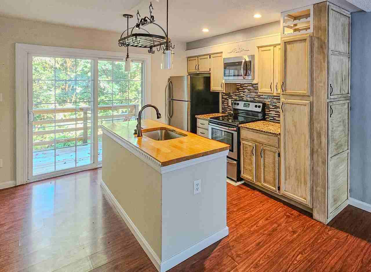2146 Belle Terra Rd - Photo 4 of 20