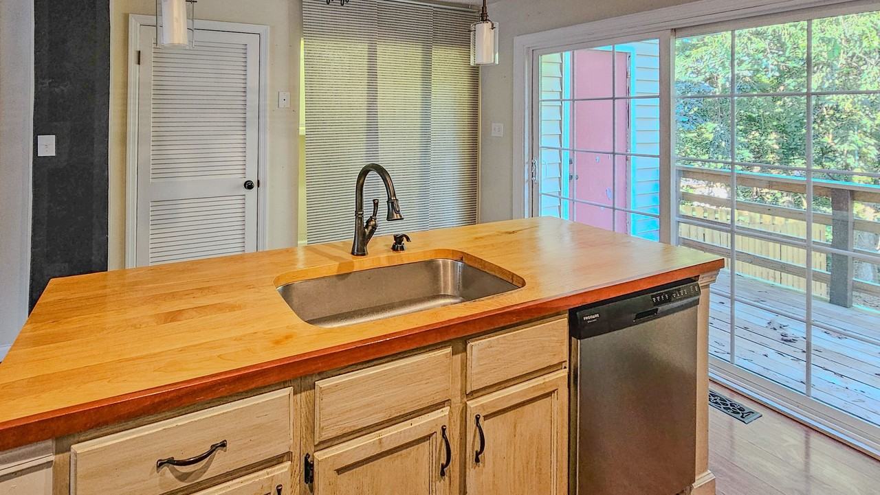 2146 Belle Terra Rd - Photo 6 of 20