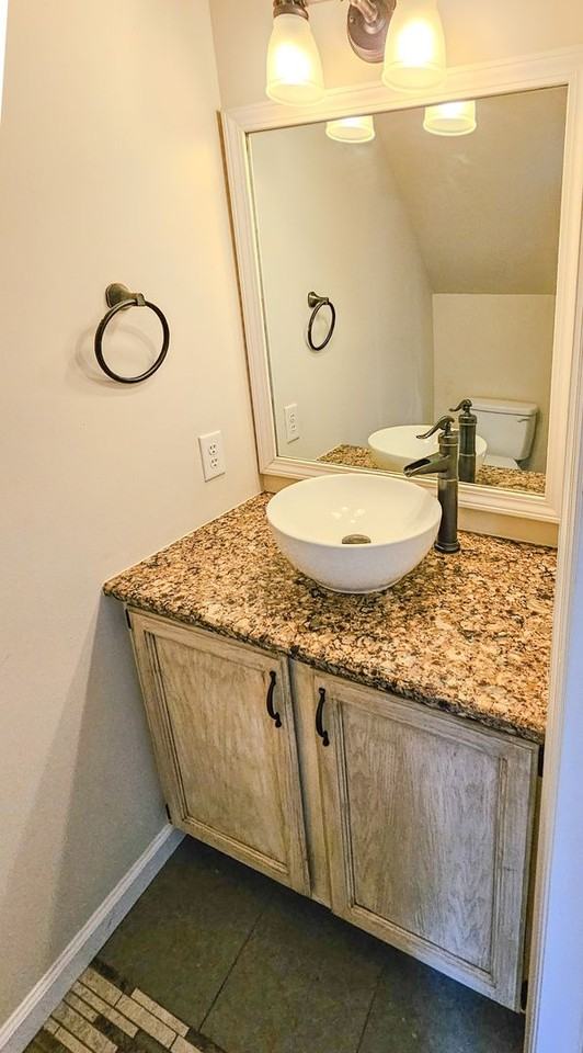 2146 Belle Terra Rd - Photo 7 of 20