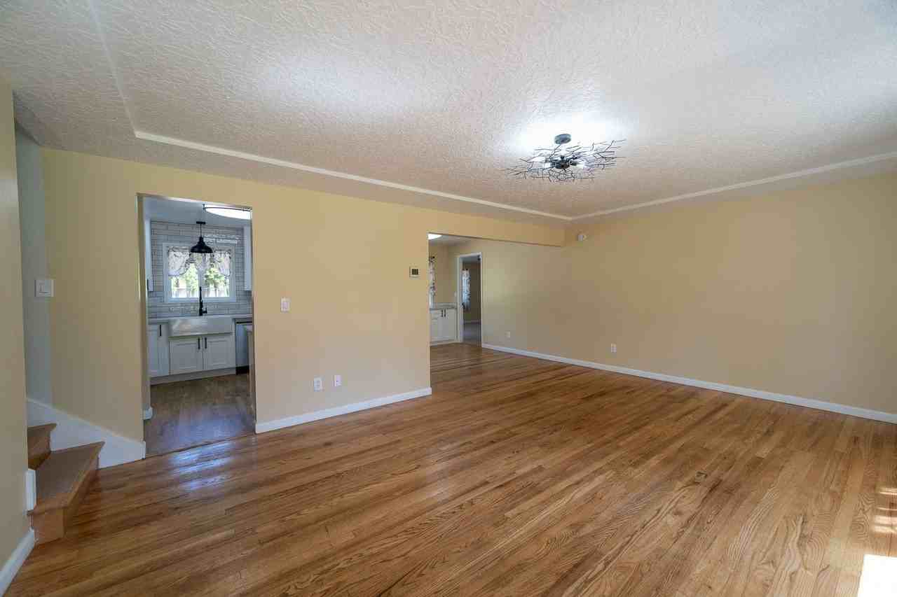 7700 Se 262nd Ave - Photo 5 of 32