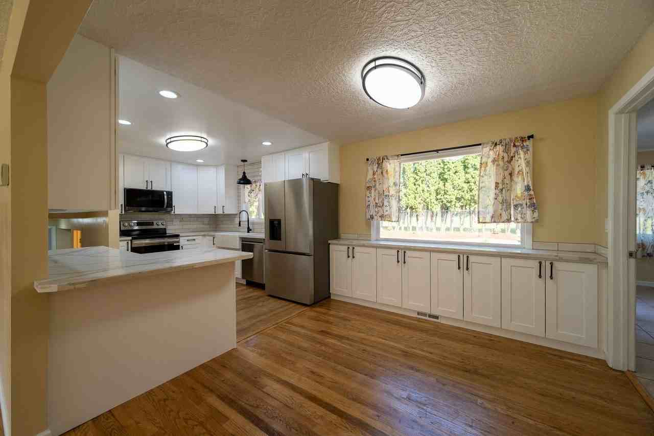 7700 Se 262nd Ave - Photo 6 of 32